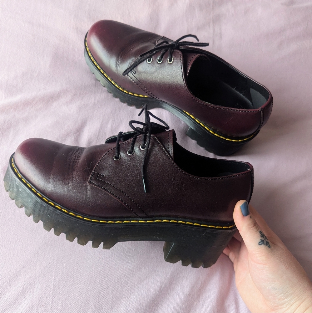Dr. Martens Burgundy Shriver Low lace-up shoes